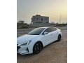 hyundai-elantra-hybrid-small-2