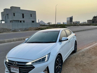 hyundai-elantra-hybrid