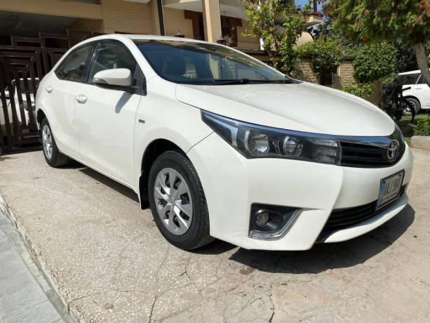 toyota-corolla-altis-x-manual-16-big-1