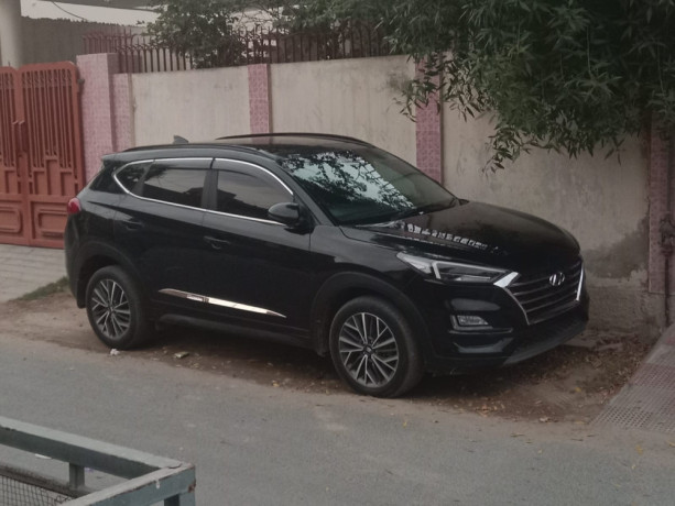 hyundai-tucson-big-0