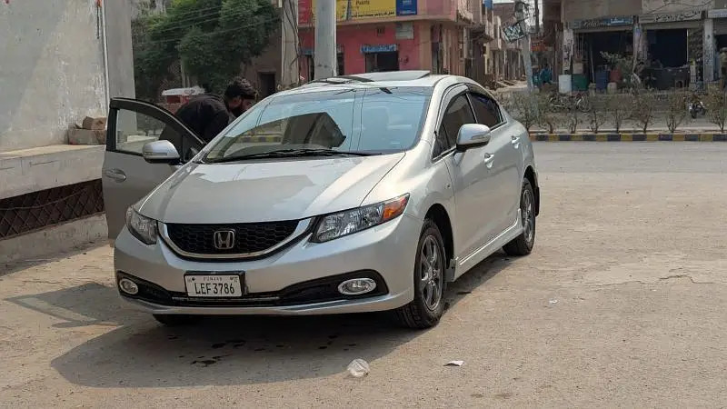 honda-civic-vti-oriel-prosmatec-2012-big-1