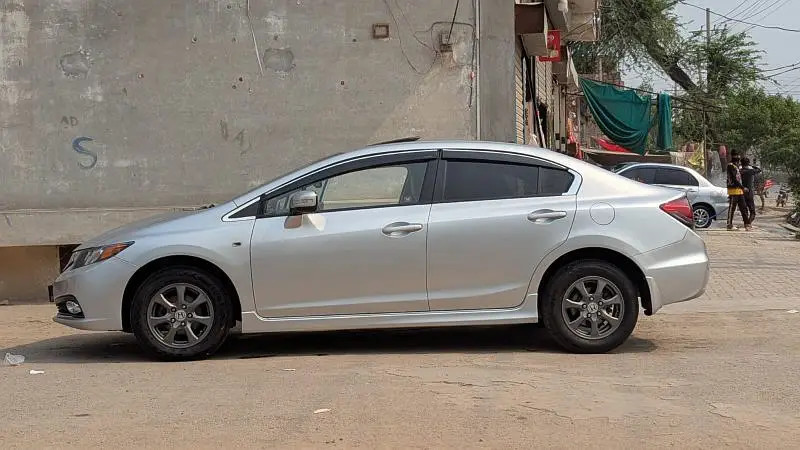 honda-civic-vti-oriel-prosmatec-2012-big-8