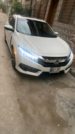 honda-civic-oriel-big-0