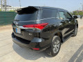 toyota-fortuner-28-sigma-4-small-5