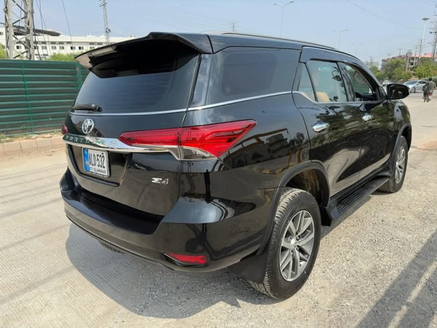 toyota-fortuner-28-sigma-4-big-5