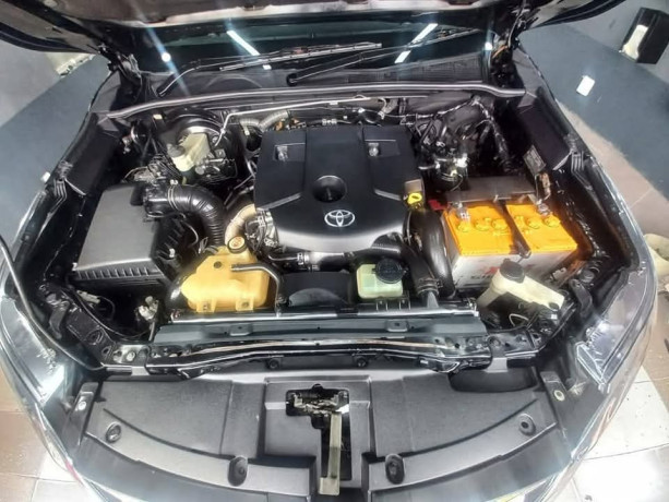 toyota-fortuner-28-sigma-4-big-6
