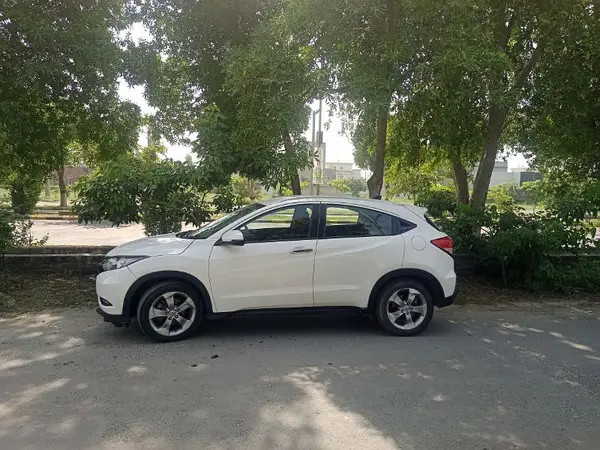 honda-hr-v-vti-s-big-0