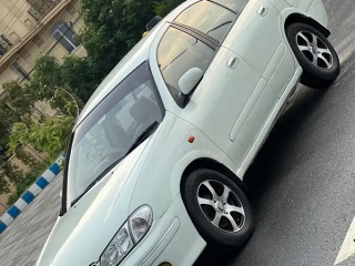 nissan-sunny-2005