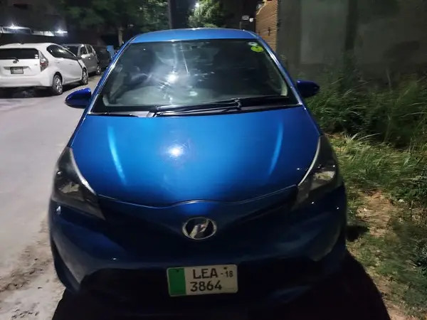 toyota-vitz-f-13-big-1