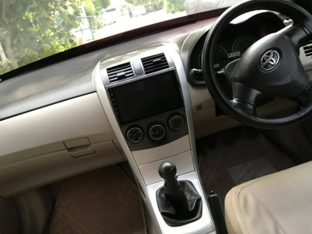 toyota-corolla-altis-16-x-cvt-i-big-5