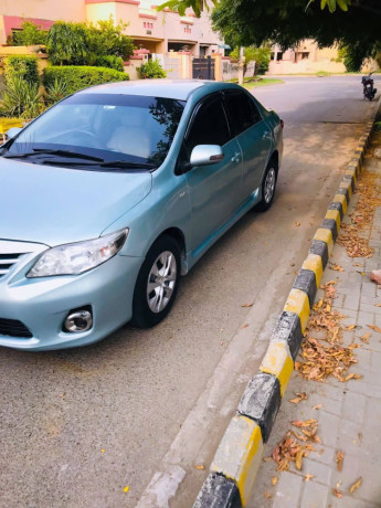 toyota-corolla-altis-16-x-cvt-i-big-2
