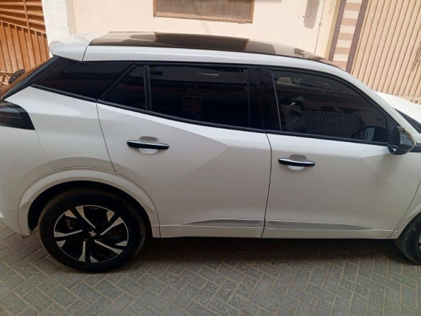 peugeot-2008-active-2022-big-18