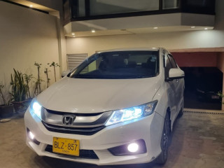 honda-grace-hybrid-dx
