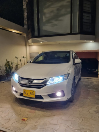 honda-grace-hybrid-dx-big-0