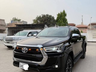 toyota-hilux-revo-g-28