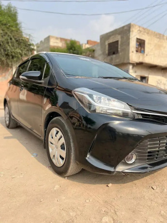 toyota-vitz-2014-big-2