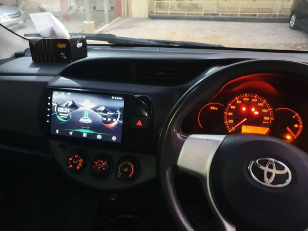 toyota-vitz-f-10-big-10