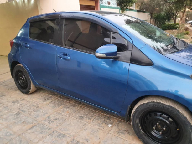 toyota-vitz-f-10-big-5