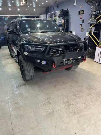 toyota-hilux-revo-2020-fully-converted-into-thailand-gr-2025-big-4