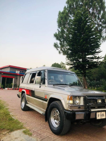 mitsubisht-pajero-big-2