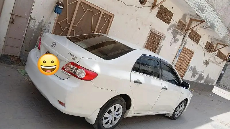 toyota-corolla-altis-x-cvt-i-18-big-0