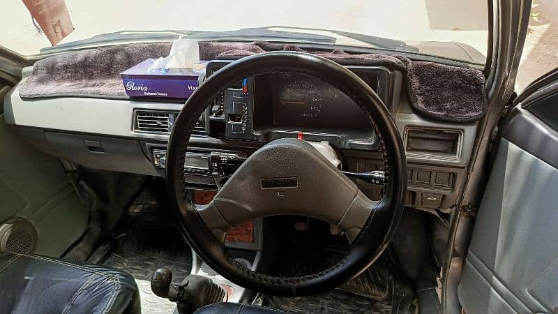 suzuki-mehran-vxr-2017-with-new-key-big-7