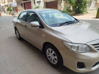 toyota-corolla-gli-2012