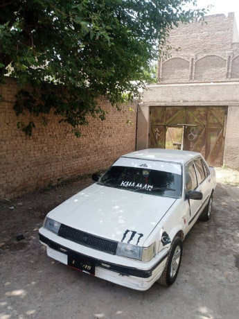 toyota-corolla-big-0