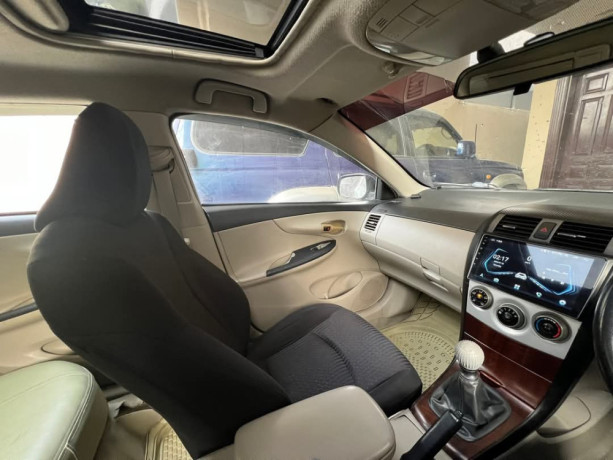 toyota-corolla-altis-16-x-cvt-i-big-14