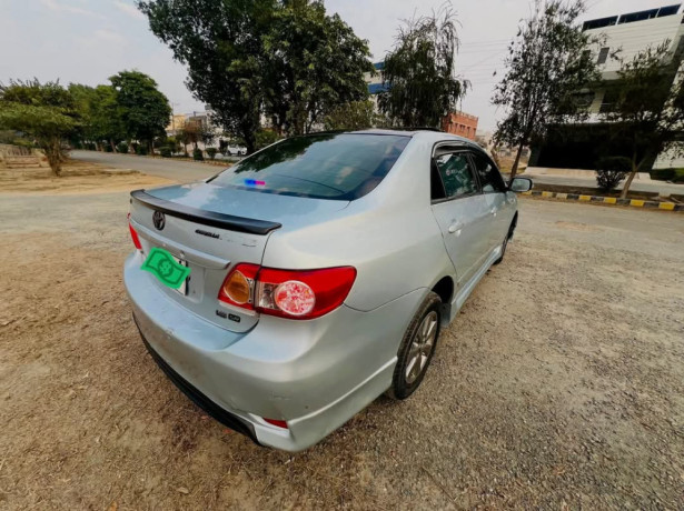 toyota-corolla-altis-16-x-cvt-i-big-1
