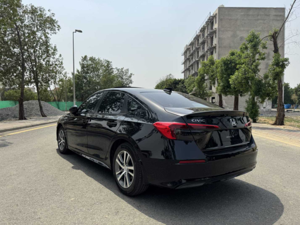 honda-civic-oriel-big-3
