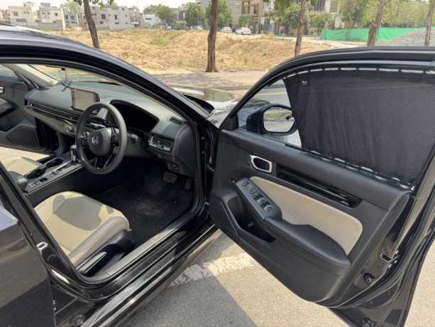 honda-civic-oriel-big-7