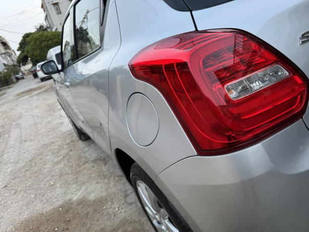 suzuki-swift-gl-big-0