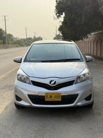 toyota-vitz-big-1