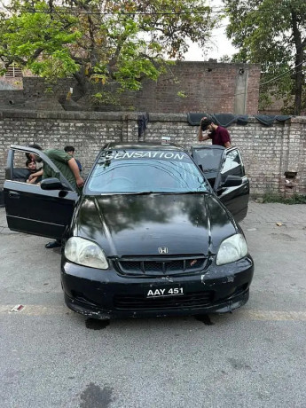 honda-civic-oriel-big-0