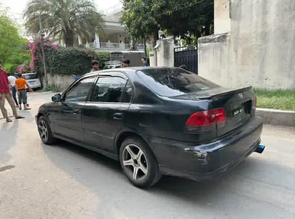 honda-civic-oriel-big-2
