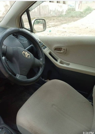 toyota-vitz-2007-big-0