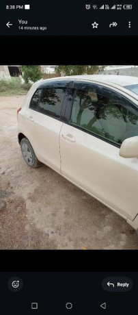 toyota-vitz-2007-big-9