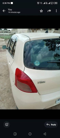 toyota-vitz-2007-big-10