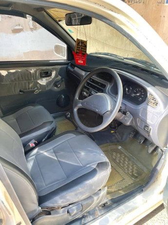 daihatsu-cuore-2012-big-17