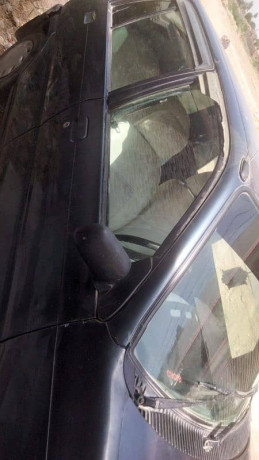 daihatsu-cuore-2006-big-4