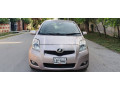 toyota-vitz-f-13-small-2