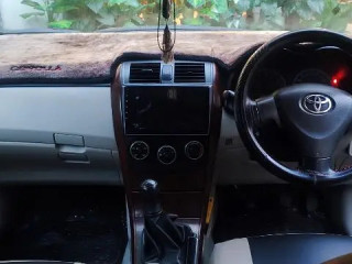 toyota-corolla-gli-2012