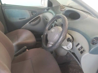toyota-vitz-f-10
