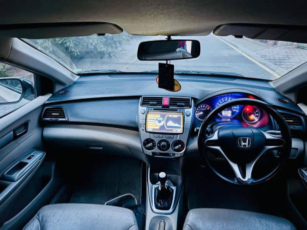 honda-city-aspire-15-ivtec-2016-big-2
