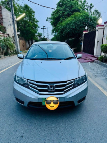 honda-city-aspire-15-ivtec-2016-big-0