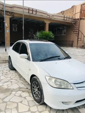 honda-civic-oriel-big-0