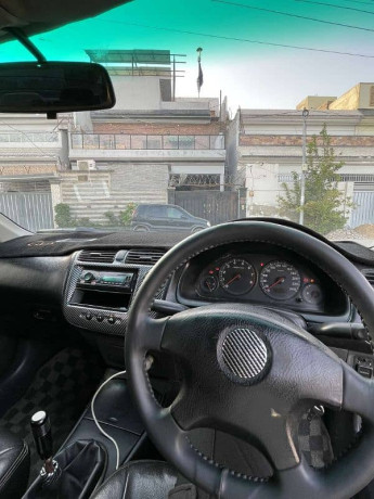 honda-civic-exi-2002-big-14