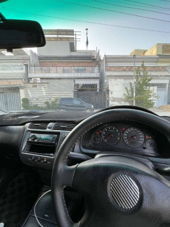 honda-civic-exi-2002-big-13
