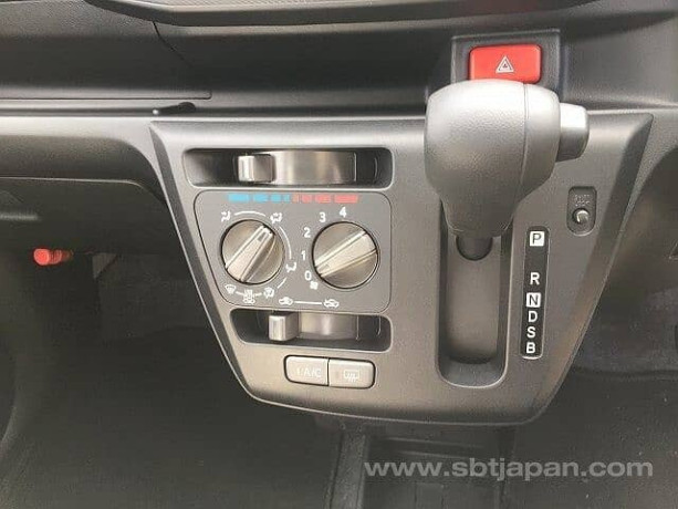 daihatsu-mira-es-manufactured-oct-2022-big-6